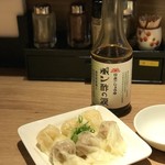 中華soba いそべ - 皿わんたん(肉とエビ)