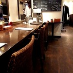ビストロ ワイン カフェ ハース - 店内