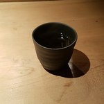 Rekura - お茶はカウンター熱々