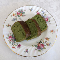 横濱元町 霧笛楼 - 抹茶ケーキのカット面
