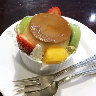 東京で絶品プリンアラモードが楽しめる喫茶店 カフェ10選 食べログまとめ 東京で絶品プリンアラモードが楽しめる喫茶店 カフェ10選 食べログまとめ