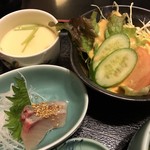 Sensaiya - 刺身・茶碗蒸し・サラダ