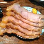 やきとん あかね - 煮豚・280円　美味！