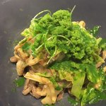 リストランテ ナカモト - パヴェッテ。
      全粒粉のパスタ、ニラのパウダーにこれまた驚き。
      