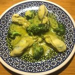 カリーバー・ミルチ - 「牡蠣とブロッコリーのヨーグルト炒め」680円