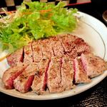 Yayoi Tei - ランチのステーキ定食1300円