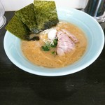 小林家 - ラーメン並、美味しいですよﾊﾊｯ♪