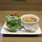 イタリア食堂シェフズ - ランチ スープ＆サラダ☆