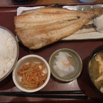 Yakizakanashokudouuokaku - ほっけ焼定食。