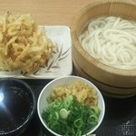 丸亀製麺 - かき揚げと、釜揚げうどん