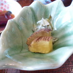 お料理 とみやま - お漬物（いぶりがっこ）