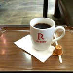 kafeandoderibekka-zu - 久しぶりの利用でブレンドコーヒーを290円。税込み　2015年にリニューアルされたという店内は、ふつうにきれいで使いやすいです。コーヒーもおいしく楽しめたと思います。(^ー^)　20180223