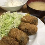 多け乃 - どんぶり、ガッツリで来ましたが、そんなに食べれません。小盛りでお願いします