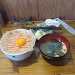 みなと食堂 - 平目漬丼(わさび抜き)