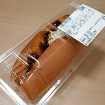 ダンブラウン - サクサクじゃがいものコロッケコッペパン108円
