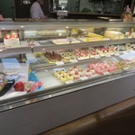 パティスリーワイスタイル - ショーケース