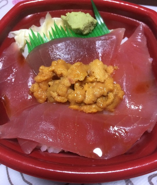 鮪丼 究極の鉄火丼🔥 궁극의다랑어덮밥🔥 ○鉄火丼¥2,980 다랑어덮밥