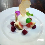 フランチェスカ - ドルチェ（ヨーグルト・イチジク・リンゴの赤ワイン煮・ミントシャーベット）＠francesca★2008/9