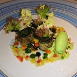 銀座 レカン - 本まぐろと茄子のルーロー 時季のピュレ
      ミュルティコロール
      バジルのアイスクリームと菊花のソース