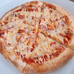 ピザカルボ - ベーコンとマヨコーンのピザ 500円