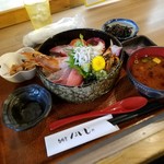 楽食堂 はいじ  - 「本日の海鮮丼 (1200円)」