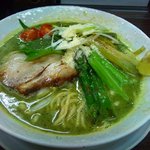 ラーメン 満力 - バジル豚骨