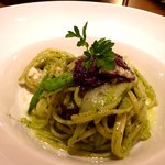 レストラン モンローズ - リングイーネ　ジェノベーゼ
