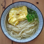 手打ちうどん ぶれーど・う - かけうどんｗｉｔｈ出汁巻き玉子