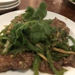 大衆中遊華食堂 八戒 - ミスジの青椒肉絲