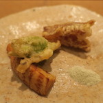 虎白 - 揚物：ふかひれ 早堀り筍と蕗の薹2