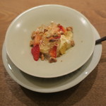 虎白 - 甘味：苺 くるみの香りのゼリーとソース 慈姑のカステラ 焼きくるみ