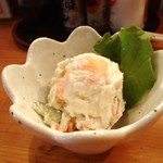 くつろぎ亭ひこべえ  - 付きだし　ポテサラ