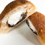 ブレッド ワークス - つぶあんホイップ断面
