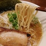 誠家 - ストレート麺