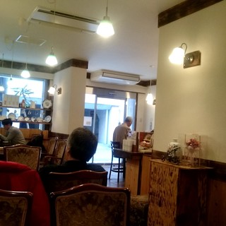 ソファー席あり 川口駅でおすすめのカフェをご紹介 食べログ