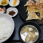 餃子のあひる - 餃子定食