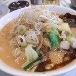 麺処 まるよし商店 - みそたんめん　中