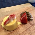 ＢＩＳＴＲＯ Ｂｏｎｎｅ－ｃｈｅｒｅ - マンゴープリンとチョコレートムース