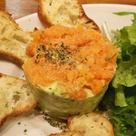 VINSENT - アボカドとスモークサーモンが合います(^o^)