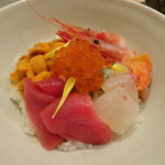 禅紫 - 海鮮丼
