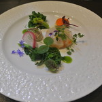 アキヒサ ハンダ - 野付産帆立のリエットとタルタル　サラダ仕立て