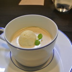 アキヒサ ハンダ - ほうじ茶のブランマンジェ