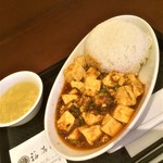 Fukumanen - 180124水　神奈川　福萬園マークイズみなとみらい店　麻婆豆腐かけご飯750円