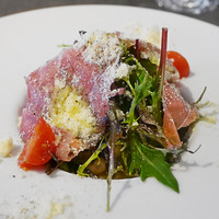 IL PINOLO 銀座 - 白インゲン豆と生ハムのインサラティーナ