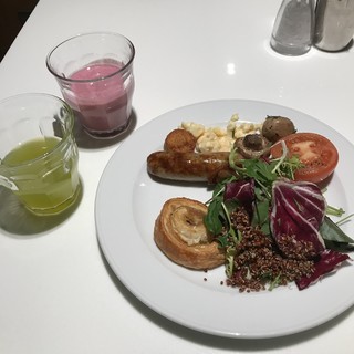Zoom - The Glocal Diner -