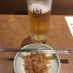 韓国式食事 ペッカ - サッポロクラシック樽生540円と2人でコレのお通し