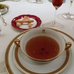 アピシウス - アオウミガメのスープ　シェリー酒風味