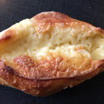 T′z Bakery KOHSHI - チーズフランス 180円？
