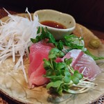 インディ庵 - 長崎産本マグロと大分産寒ブリ。