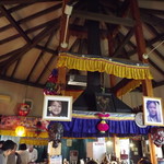 インド＆ネパールレストラン ニューマハラジャ - 無国籍な店内